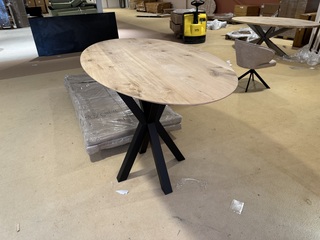 Bartafel, eiken, zwart metalen spinpoot